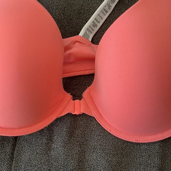 Victoria’s Secret bra 34C - Picture 4 of 4